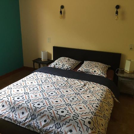 Agreable Chambre Chez Stanislas Cordes-sur-Ciel Exterior photo